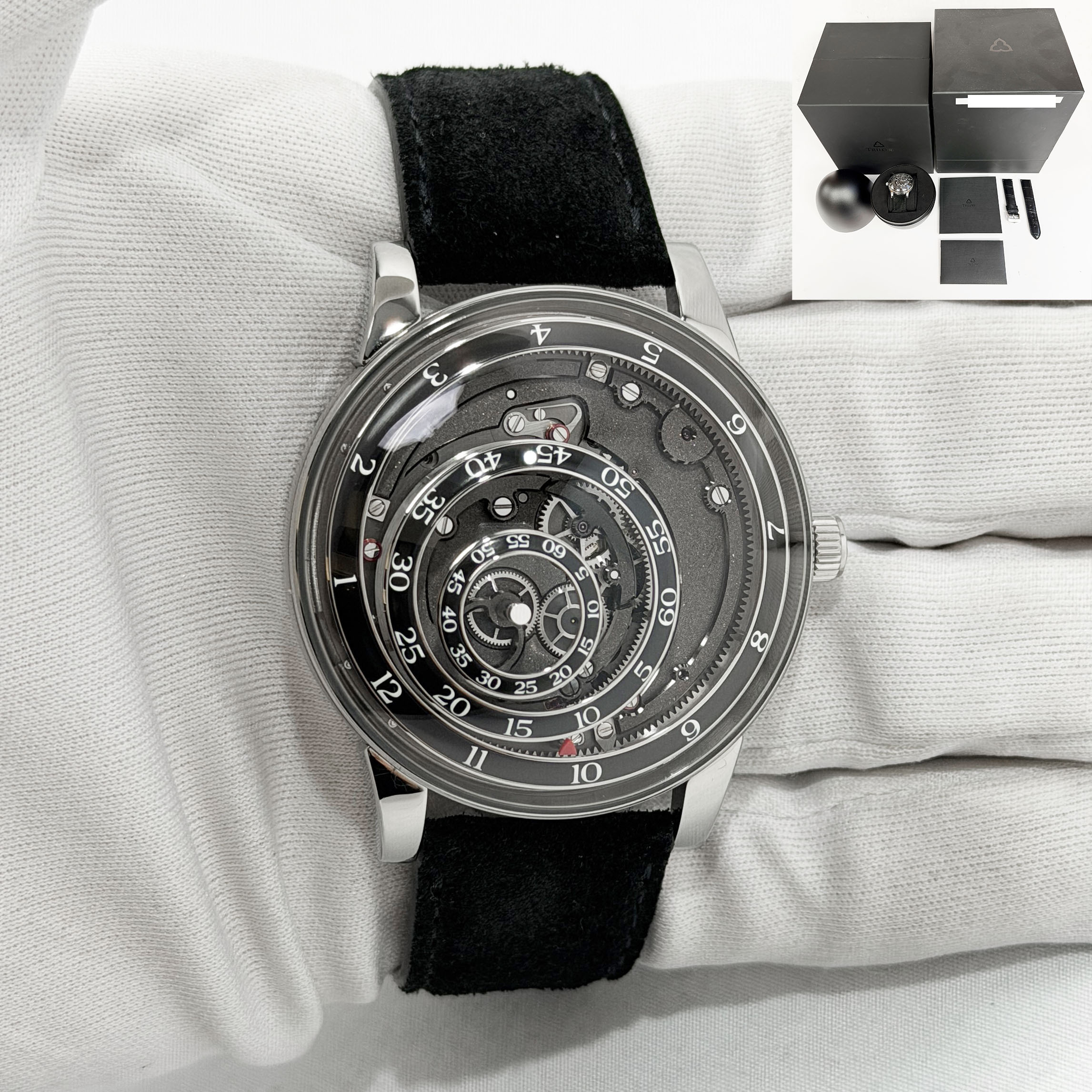 2023 Trilobe Une Folle Journee UFJ01NA 40MM Skeleton Black Titanium Box Paper